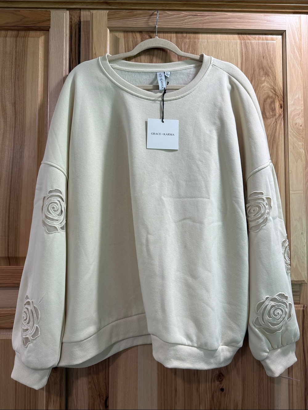 New! Grace + Karma 3X Cream Rose-Applique Sleeve Cozy Romantic Sweatshirt - Picture 2 of 11